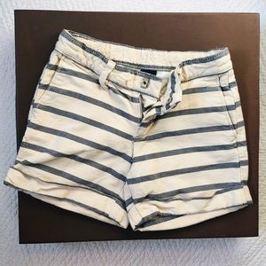 Gap Horizontal Stripes Shorts